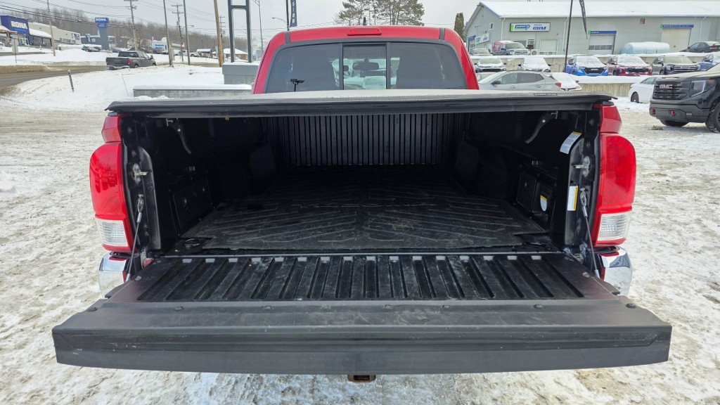 toyota Tacoma 2017 - 12