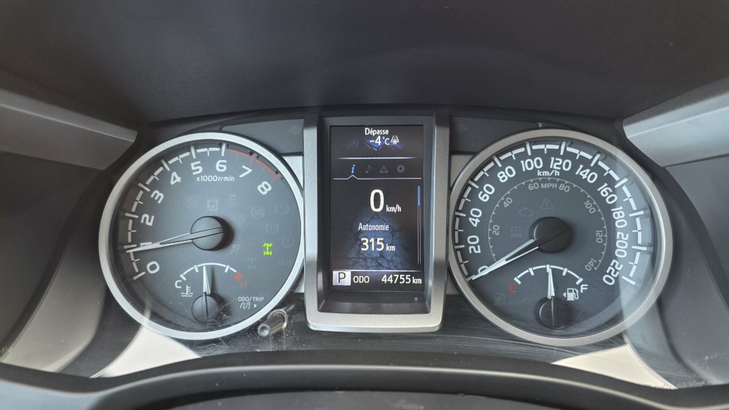 toyota Tacoma 2017 - 27