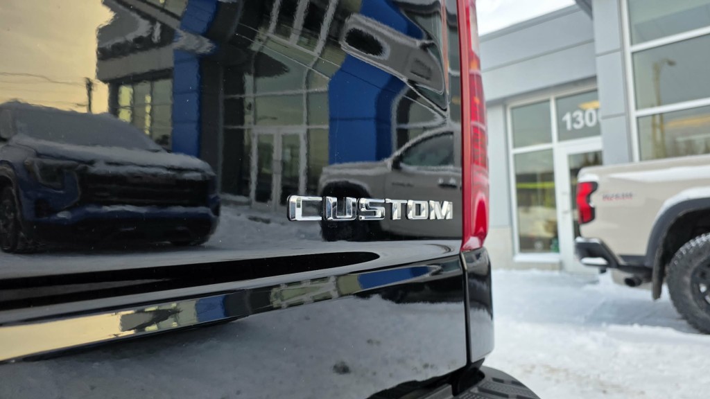 chevrolet Silverado 1500 2024 - 9