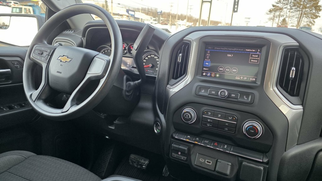 chevrolet Silverado 1500 2024 - 20