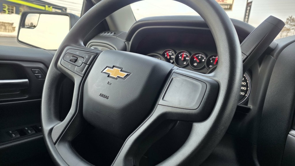 chevrolet Silverado 1500 2024 - 21