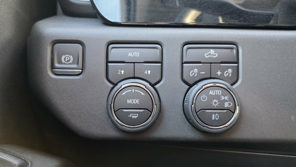 chevrolet Silverado 1500 2023 - 24