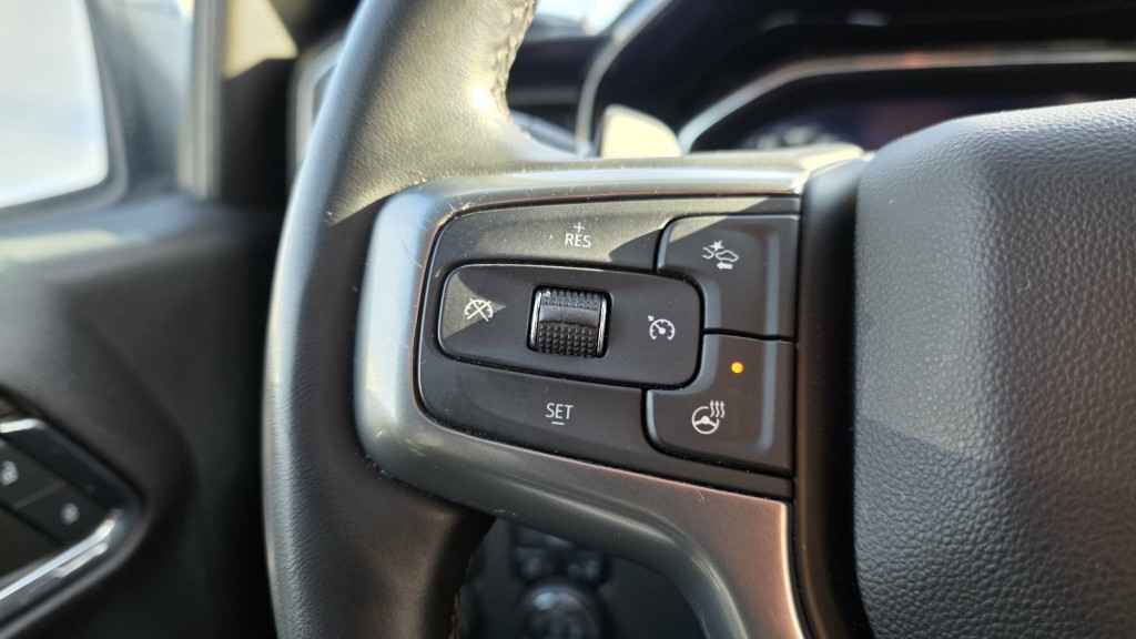 chevrolet Silverado 1500 2023 - 26