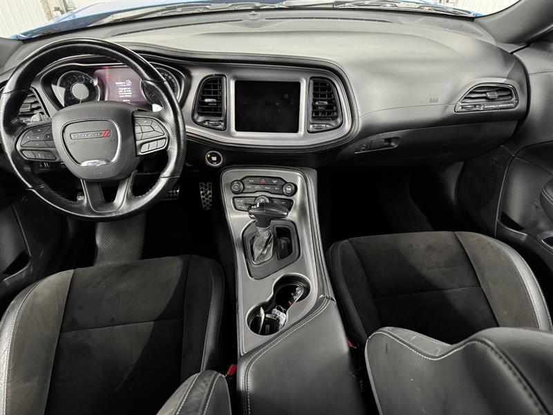 dodge Challenger 2023 - 26