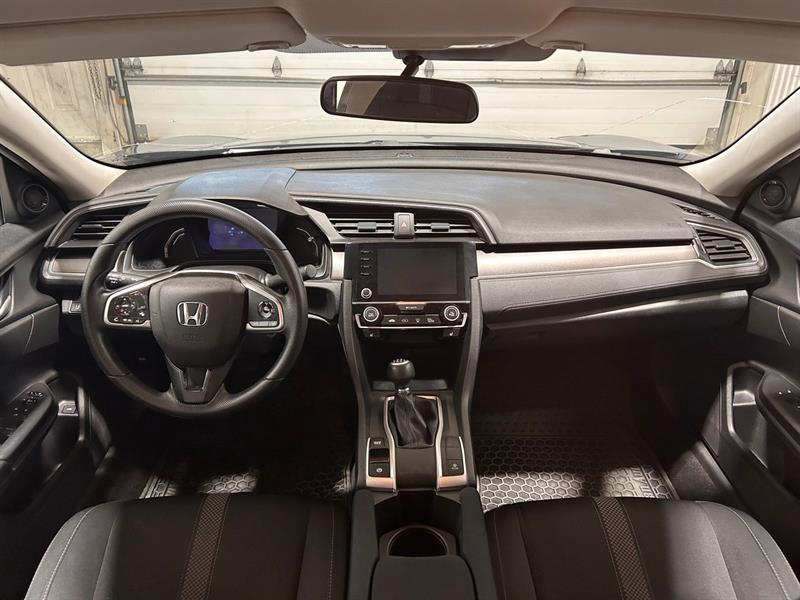 honda Civic Sedan 2019 - 13