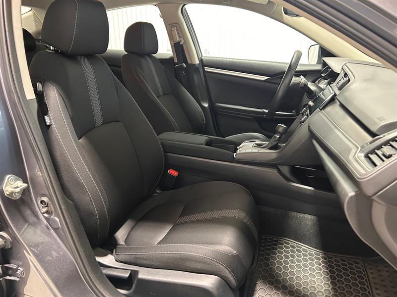 honda Civic Sedan 2019 - 18