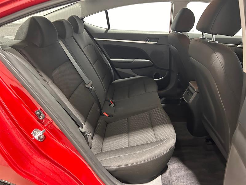 hyundai Elantra 2020 - 18