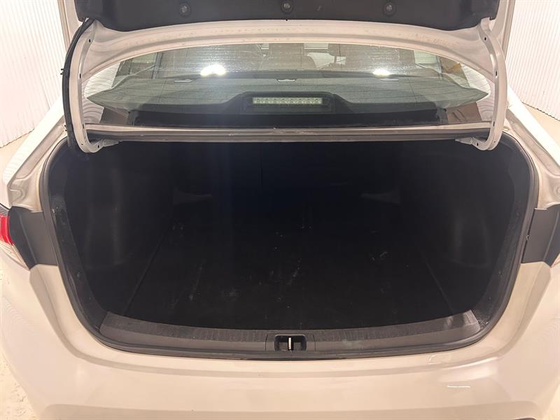 toyota Corolla 2023 - 16