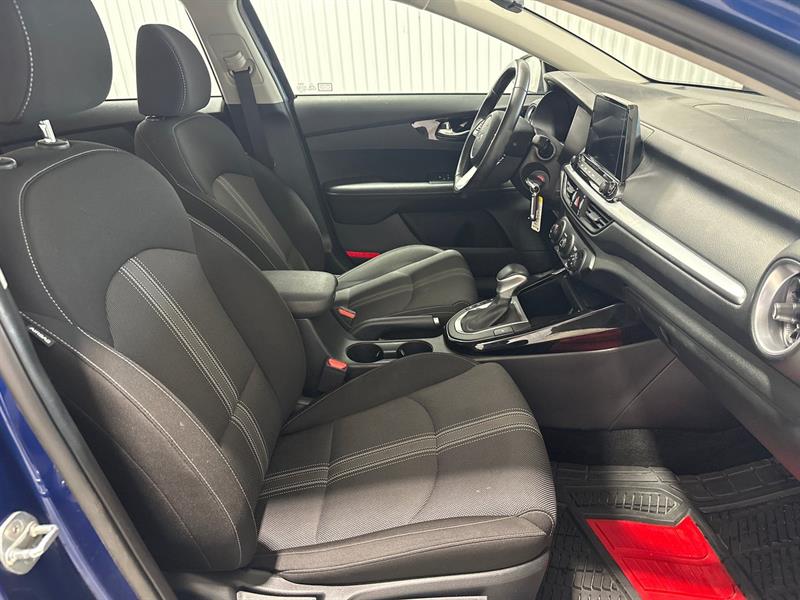 kia Forte 2023 - 17