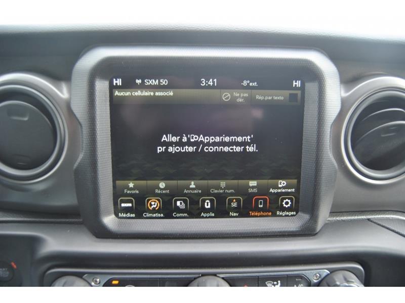 2022 Jeep Gladiator - Image 15