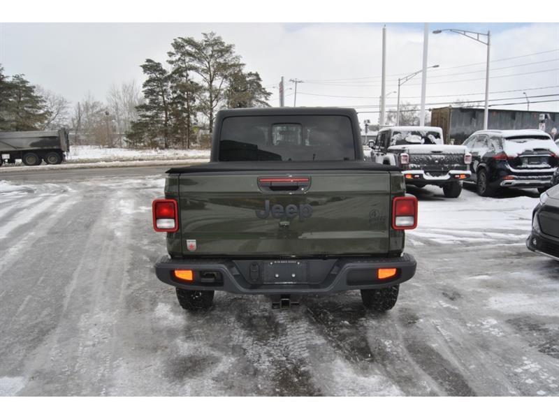 2021 Jeep Gladiator - Image 4