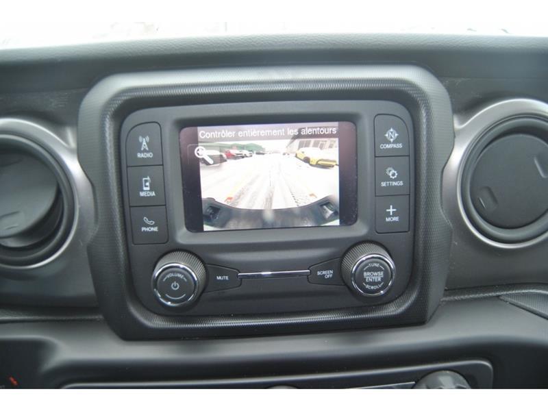 2021 Jeep Gladiator - Image 17