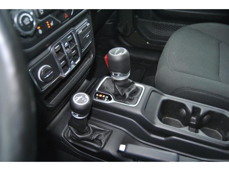 2021 Jeep Gladiator - Image 19