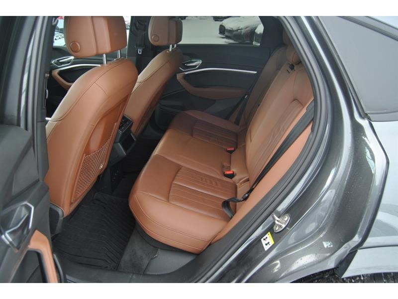 2022 Audi E-Tron - Image 10