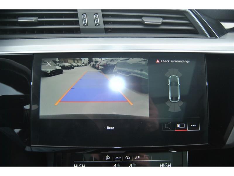 2022 Audi E-Tron - Image 19