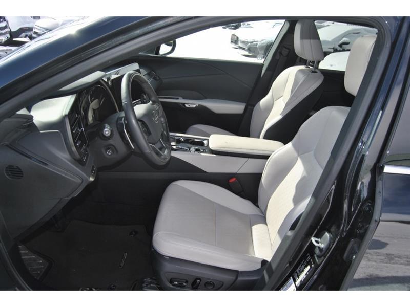 2023 Lexus RX - Image 9