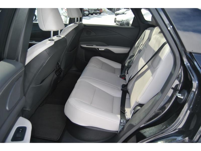 2023 Lexus RX - Image 10