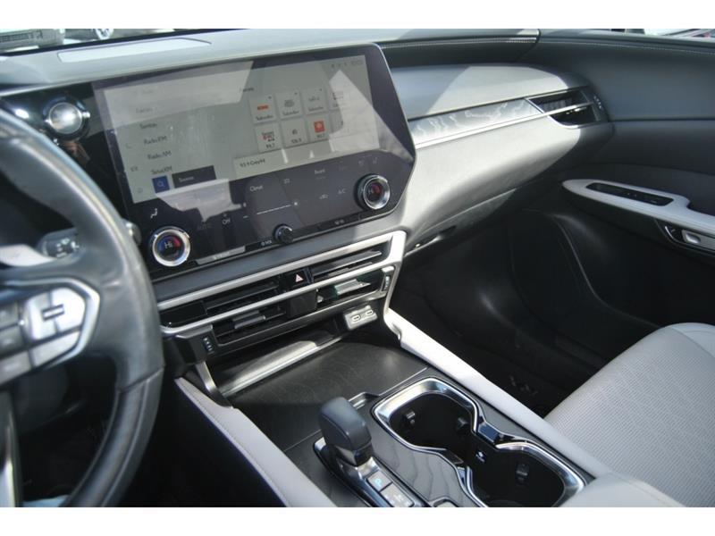 2023 Lexus RX - Image 16