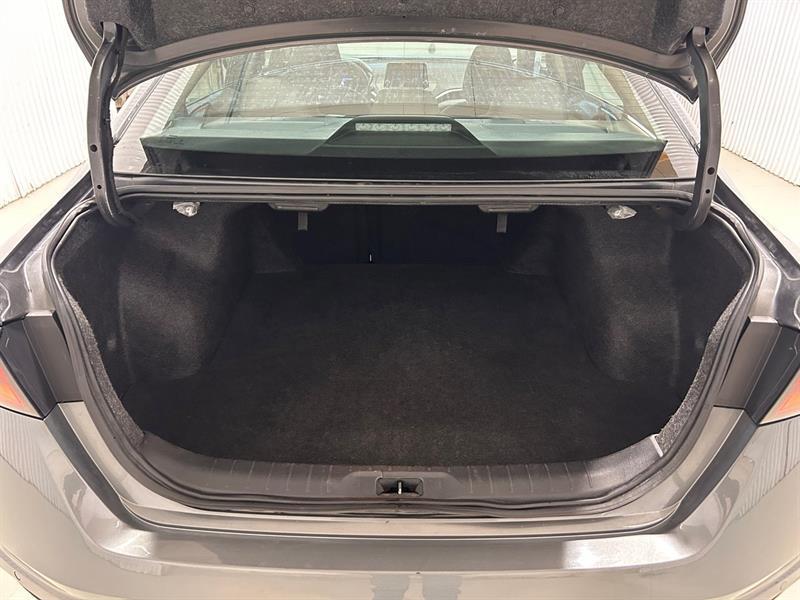 2024 Nissan Altima - Image 16