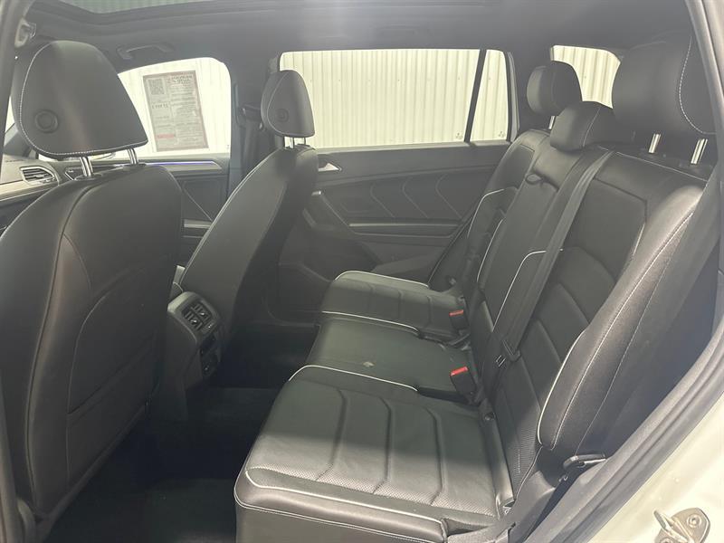 2022 Volkswagen Tiguan - Image 13