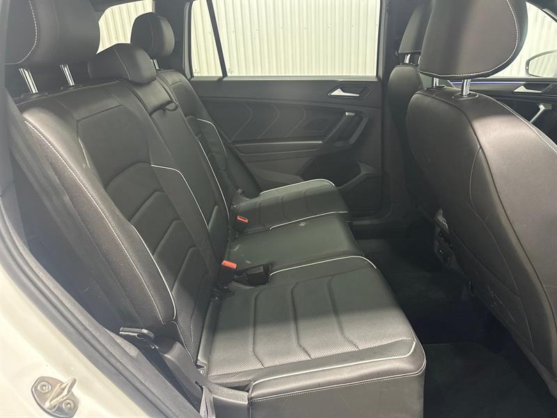 2022 Volkswagen Tiguan - Image 18