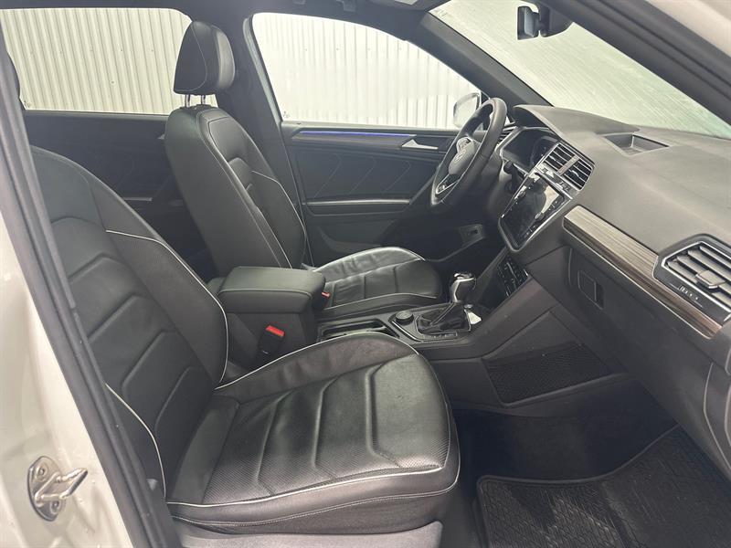 2022 Volkswagen Tiguan - Image 19