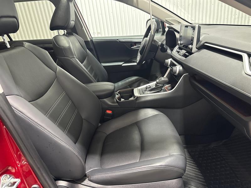 2020 Toyota RAV4 - Image 19