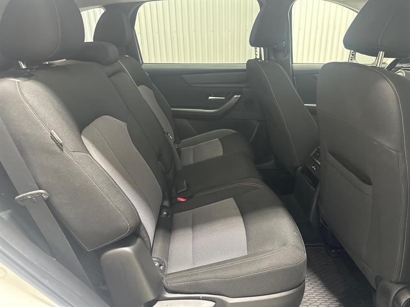 2024 Mazda CX-90 - Image 17