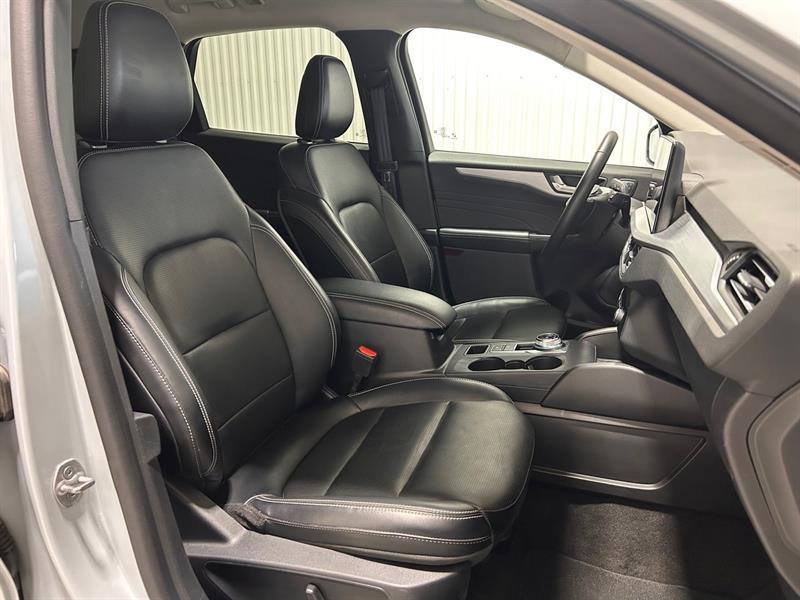 2025 Ford Escape - Image 20