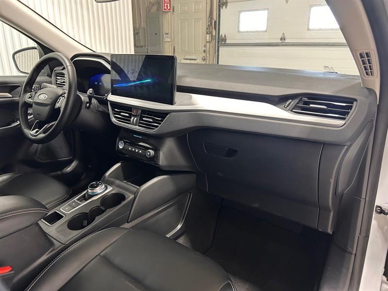 2025 Ford Escape - Image 21