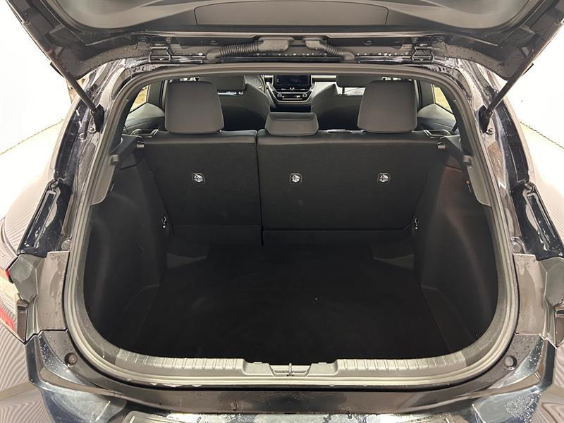 2025 Toyota Corolla - Image 17