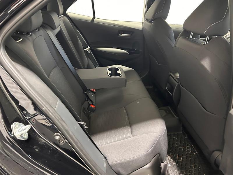 2025 Toyota Corolla - Image 18