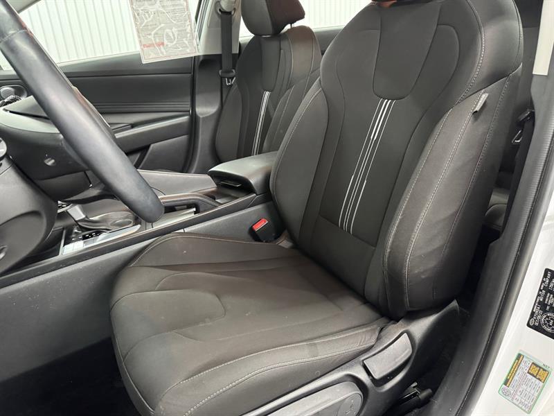 2024 Hyundai Elantra - Image 11