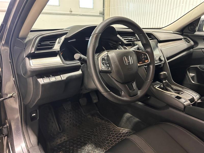 2019 Honda Civic - Image 11