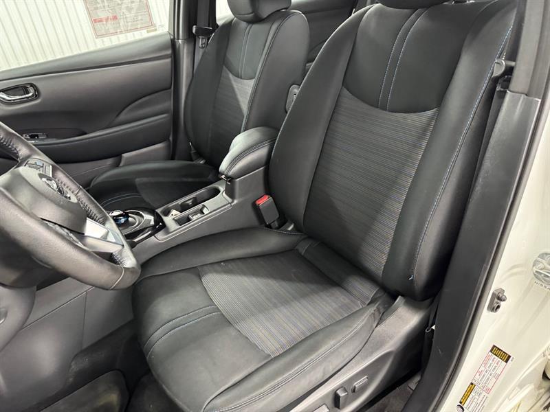 2022 Nissan Leaf - Image 22