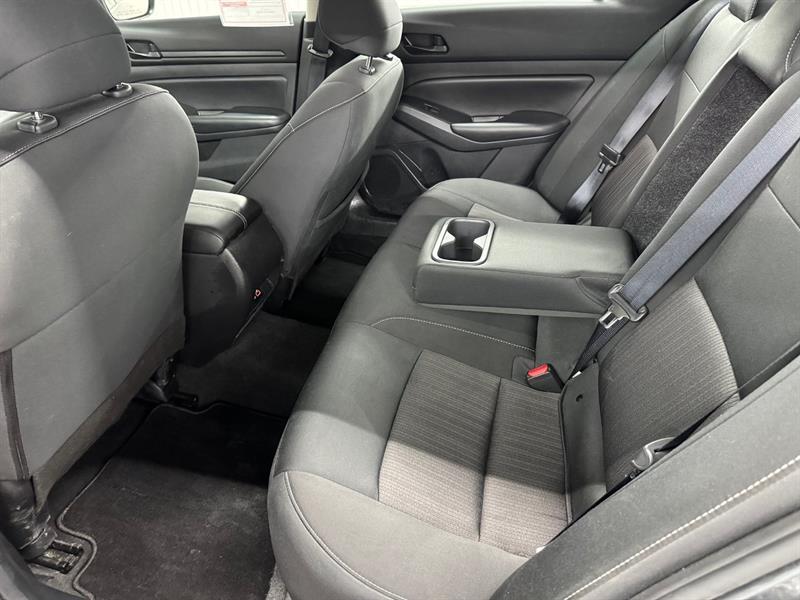 2024 Nissan Altima - Image 14