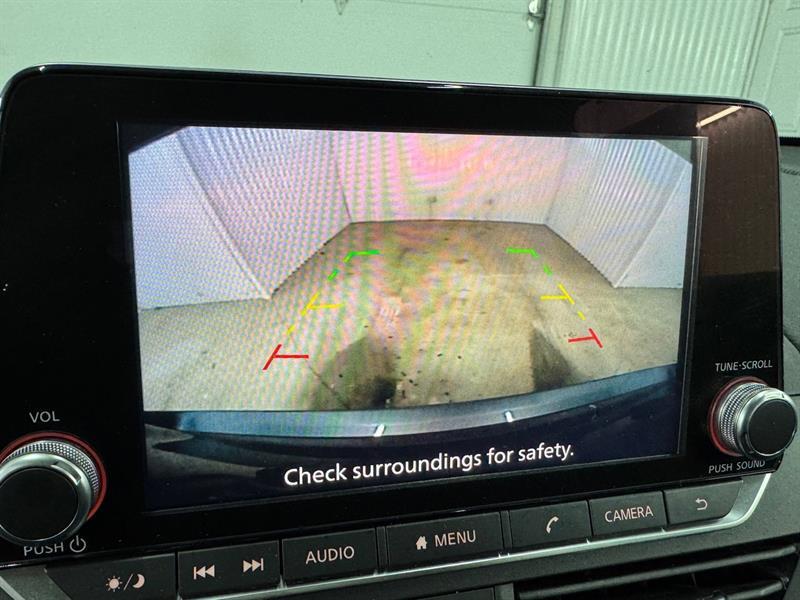 2024 Nissan Altima - Image 21