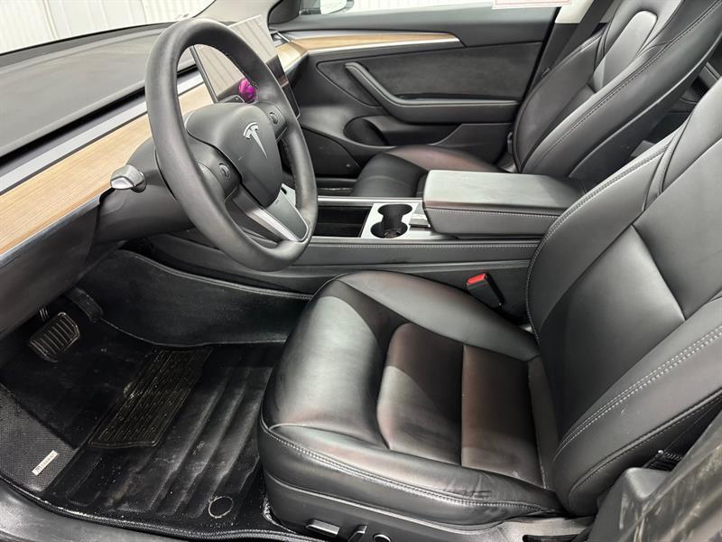 2023 Tesla Model 3 - Image 7