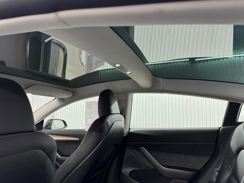 2023 Tesla Model 3 - Image 24