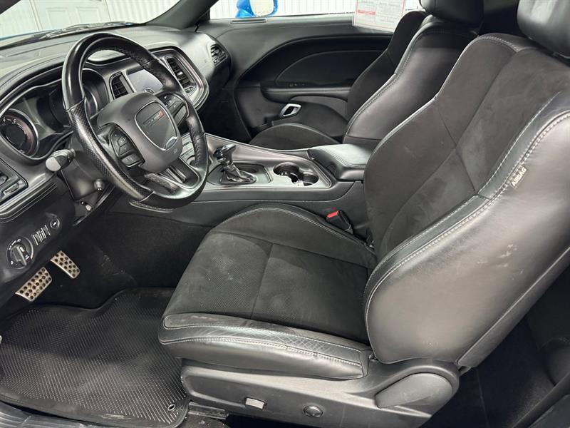 2023 Dodge Challenger - Image 27