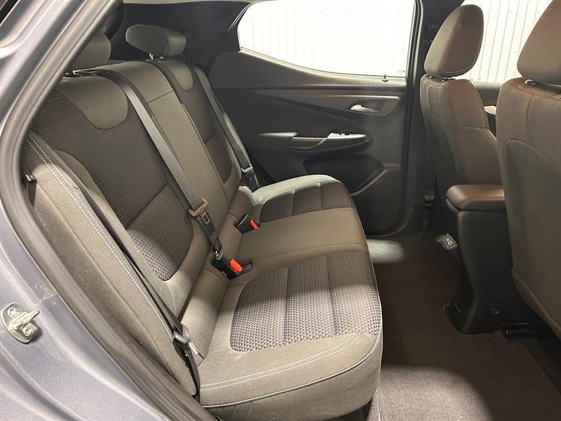 2022 Chevrolet Bolt - Image 18