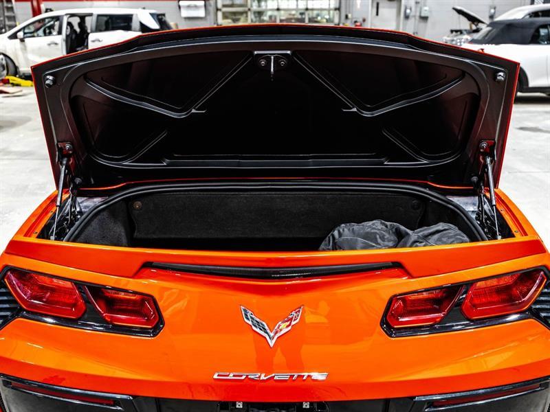 2019 Chevrolet Corvette - Image 12