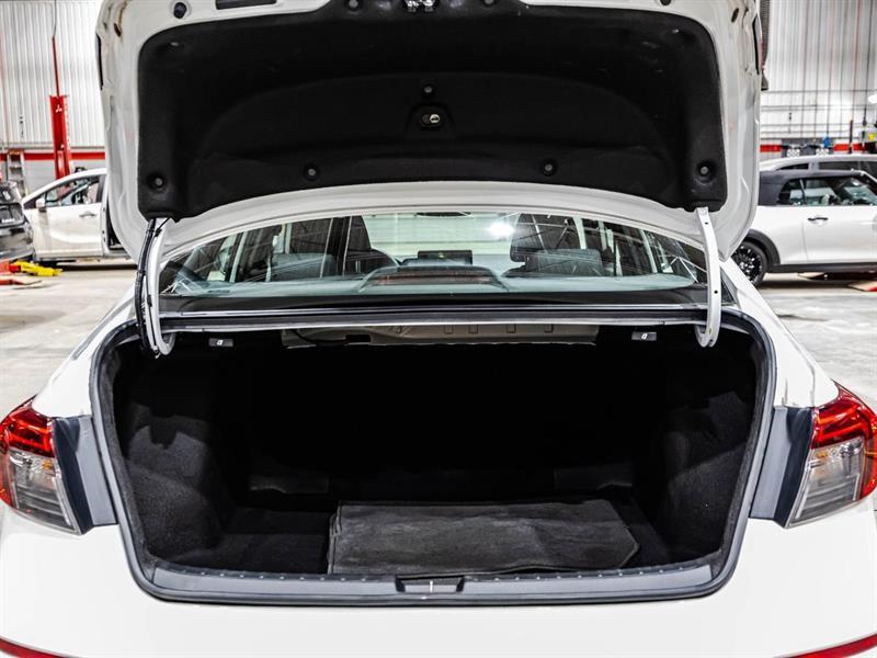 2023 Honda Civic - Image 15