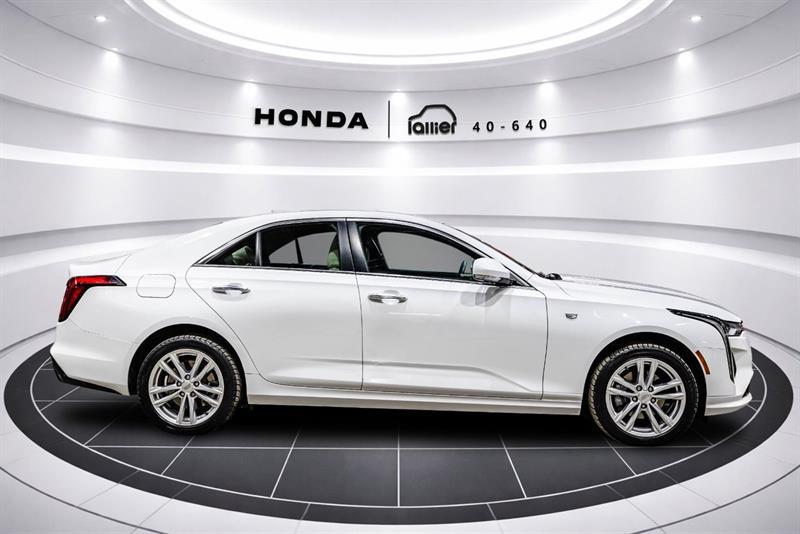 2022 Cadillac CT4 - Image 8