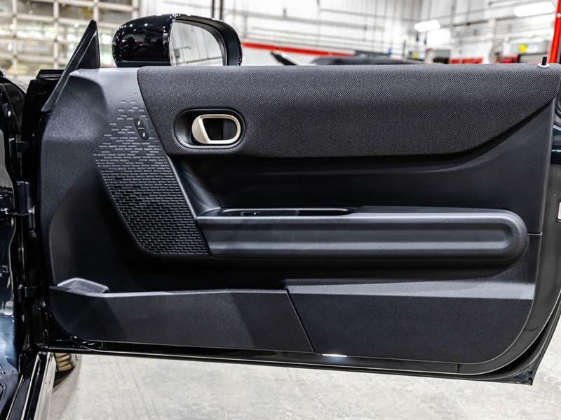 2025 Mini Convertible - Image 15