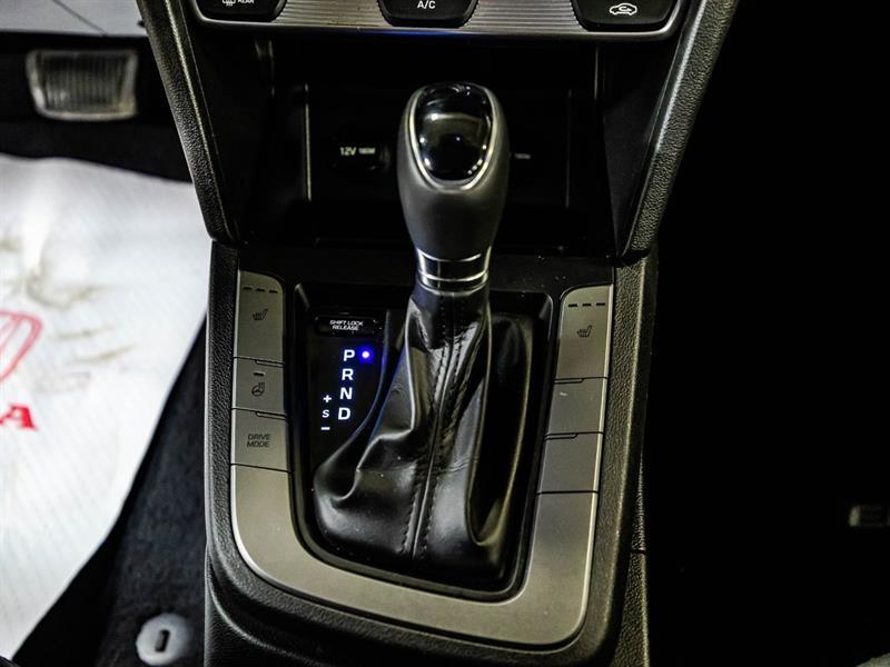 2020 Hyundai Elantra - Image 23