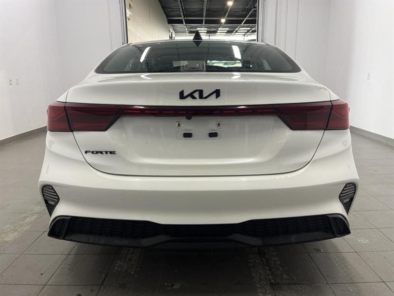 kia Forte 2023 - 4