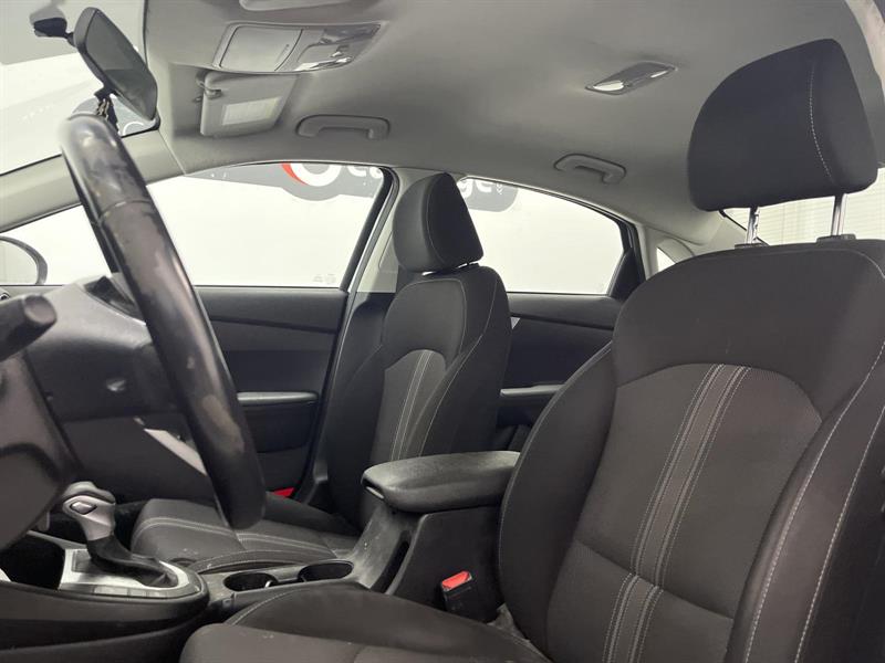 kia Forte 2023 - 8