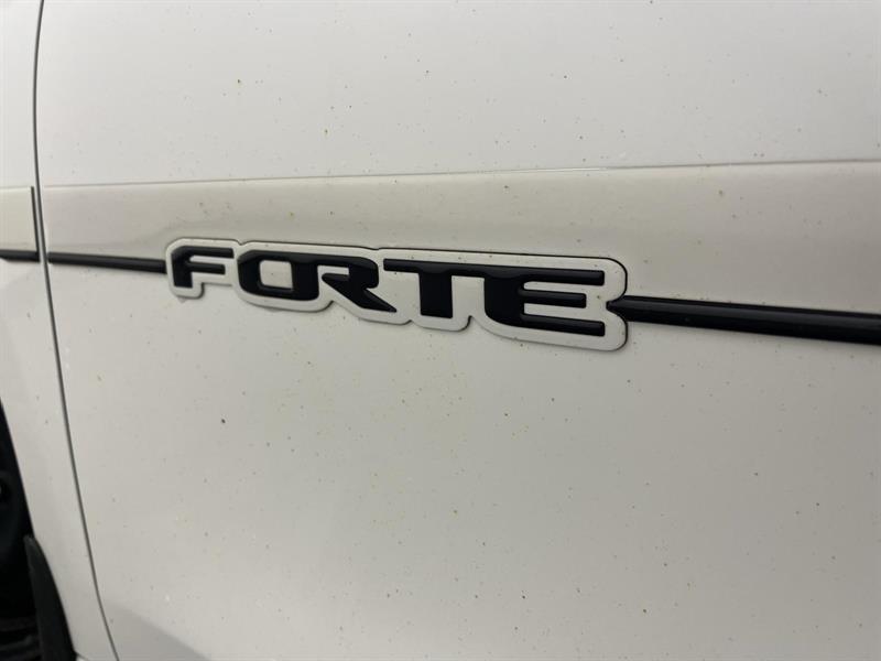 kia Forte 2023 - 21