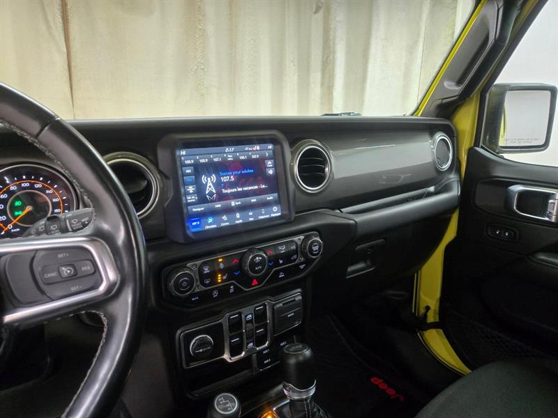 jeep Wrangler 2023 - 13